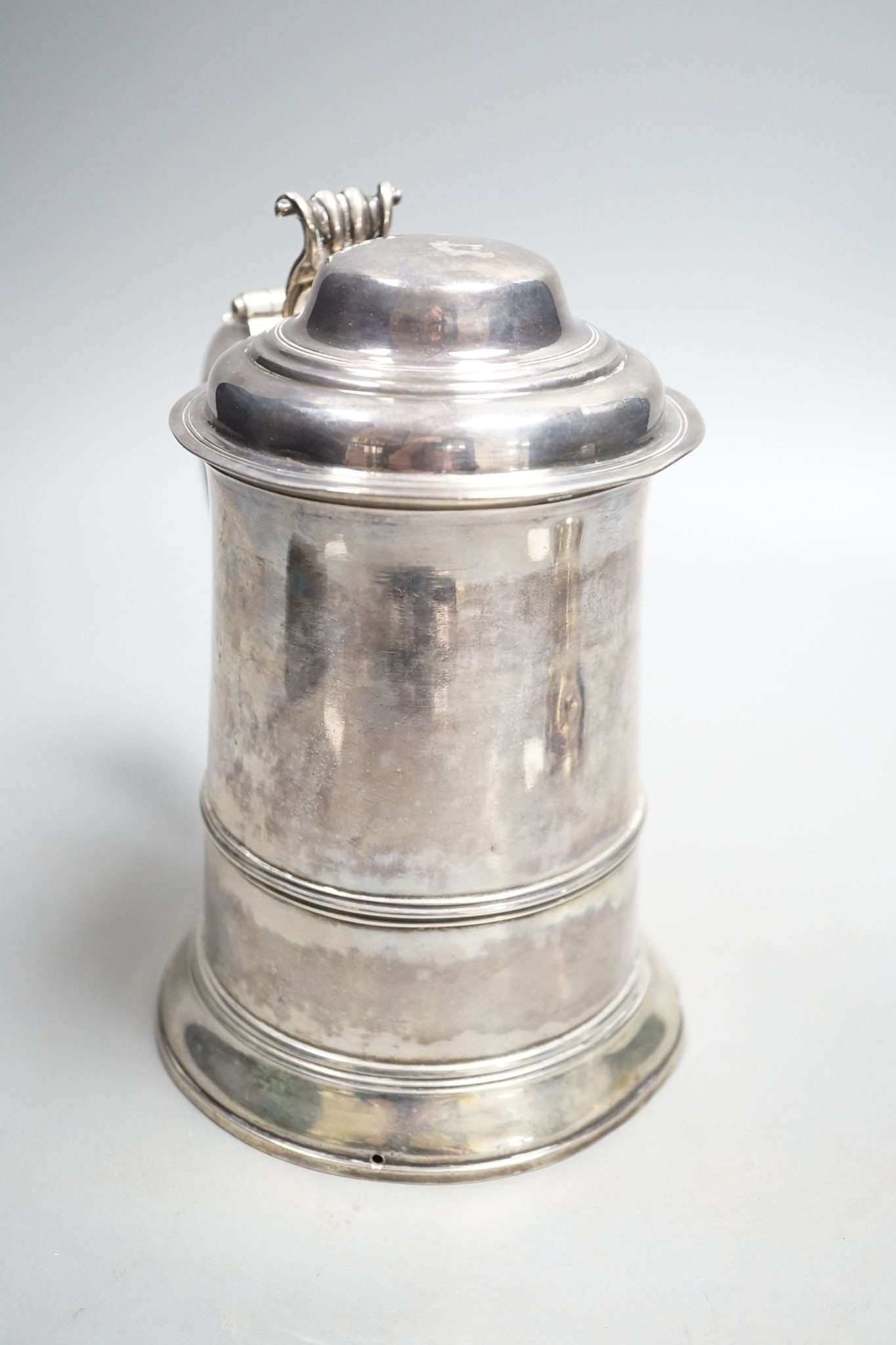 An early George III silver tankard, William & Robert Peaston, London,1763, height 18.9cm, 23oz (a.f.).